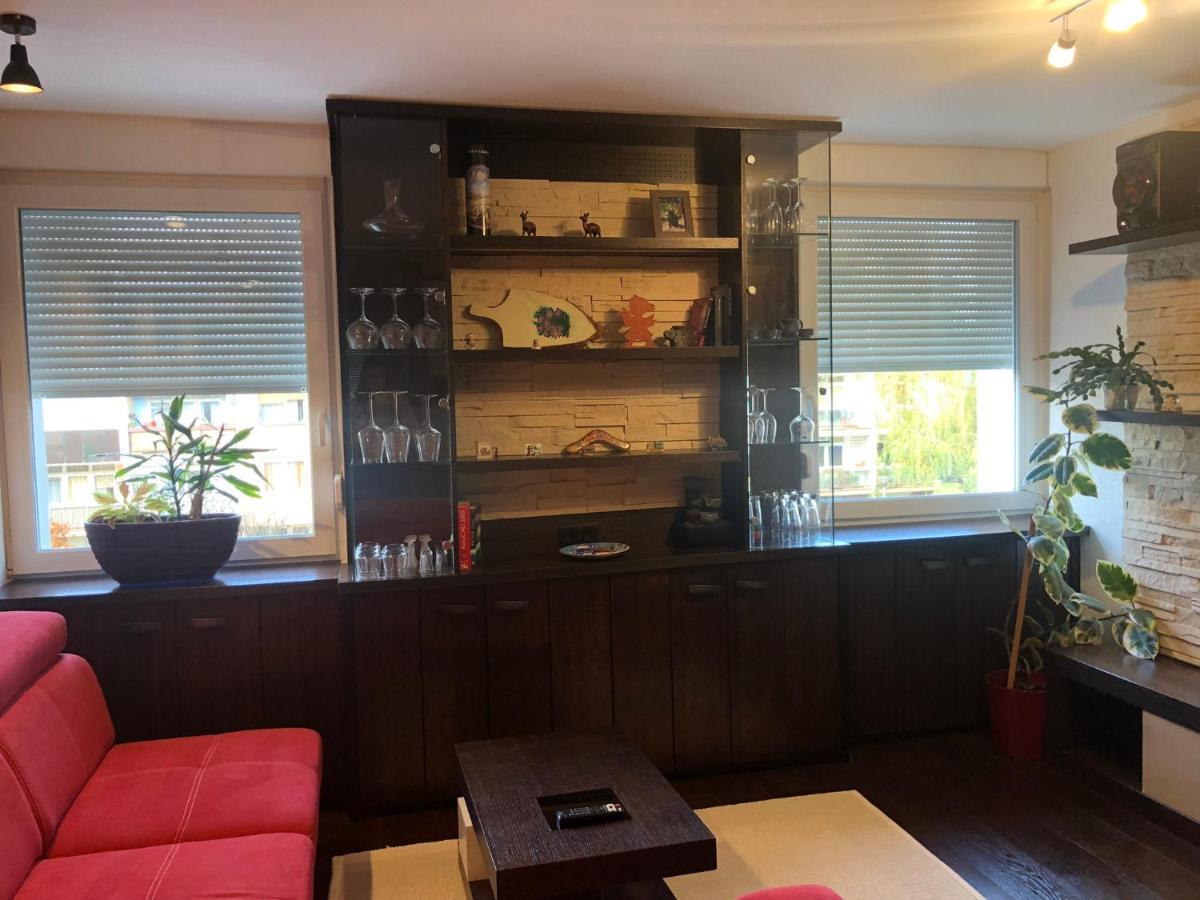 Apartman Mirek Apartment Varazdin Bagian luar foto